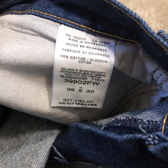 Wrangler Jeans - Picture 2 of 2